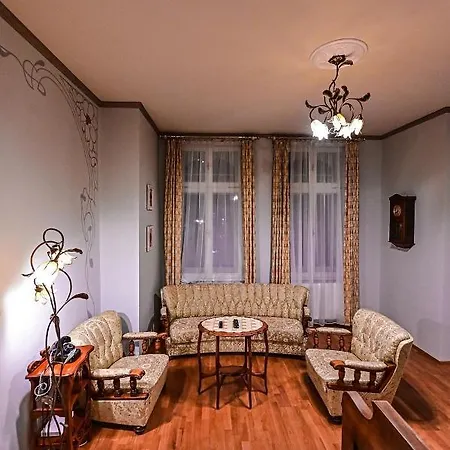 Apartment Biskupska *